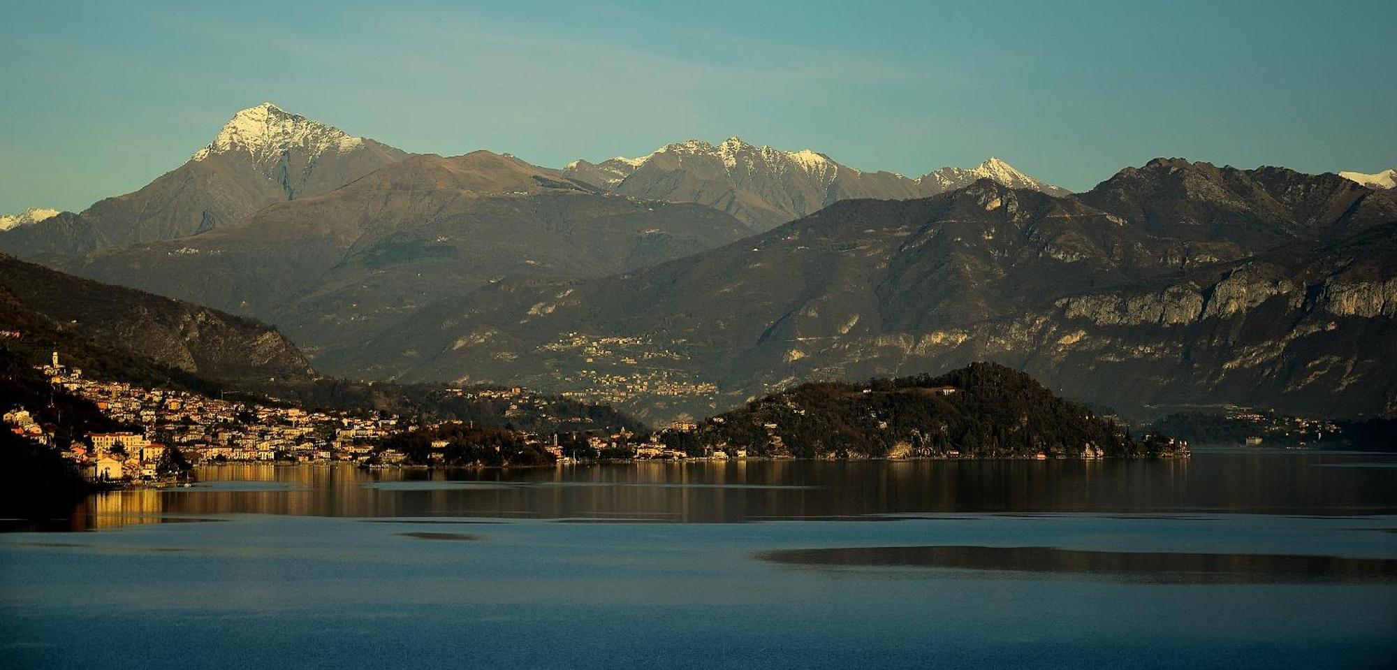 The Romantic Village House - Apartments With Lake View Colonno Exterior photo